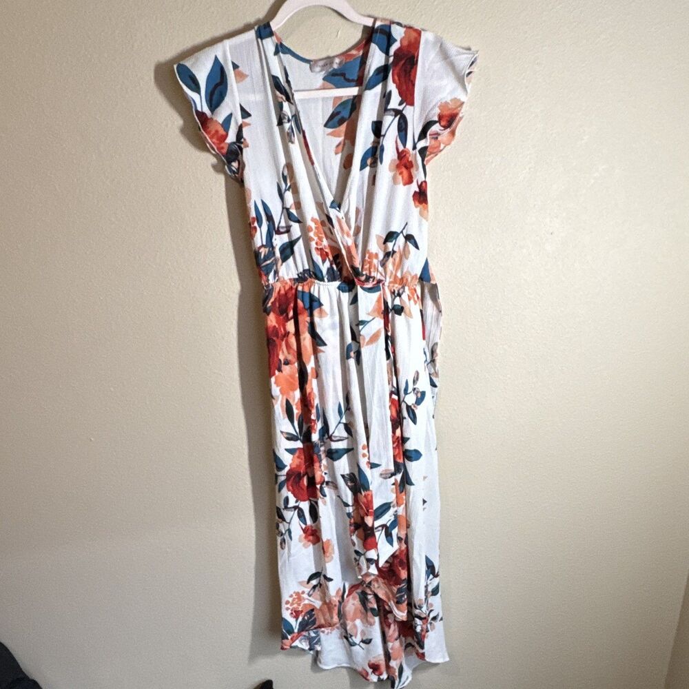 Dream of Me Women’s Wrap Maxi Dress Size M White Floral V-Neck Ruffle Lined